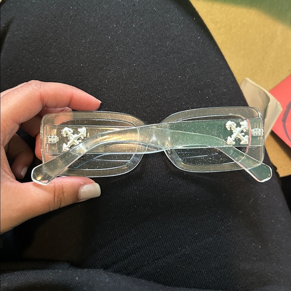 sunglasses - Picture 2 of 2